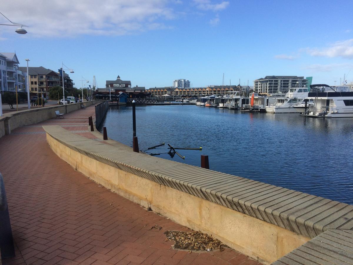 Breakwater Short Stay Mandurah Exterior foto