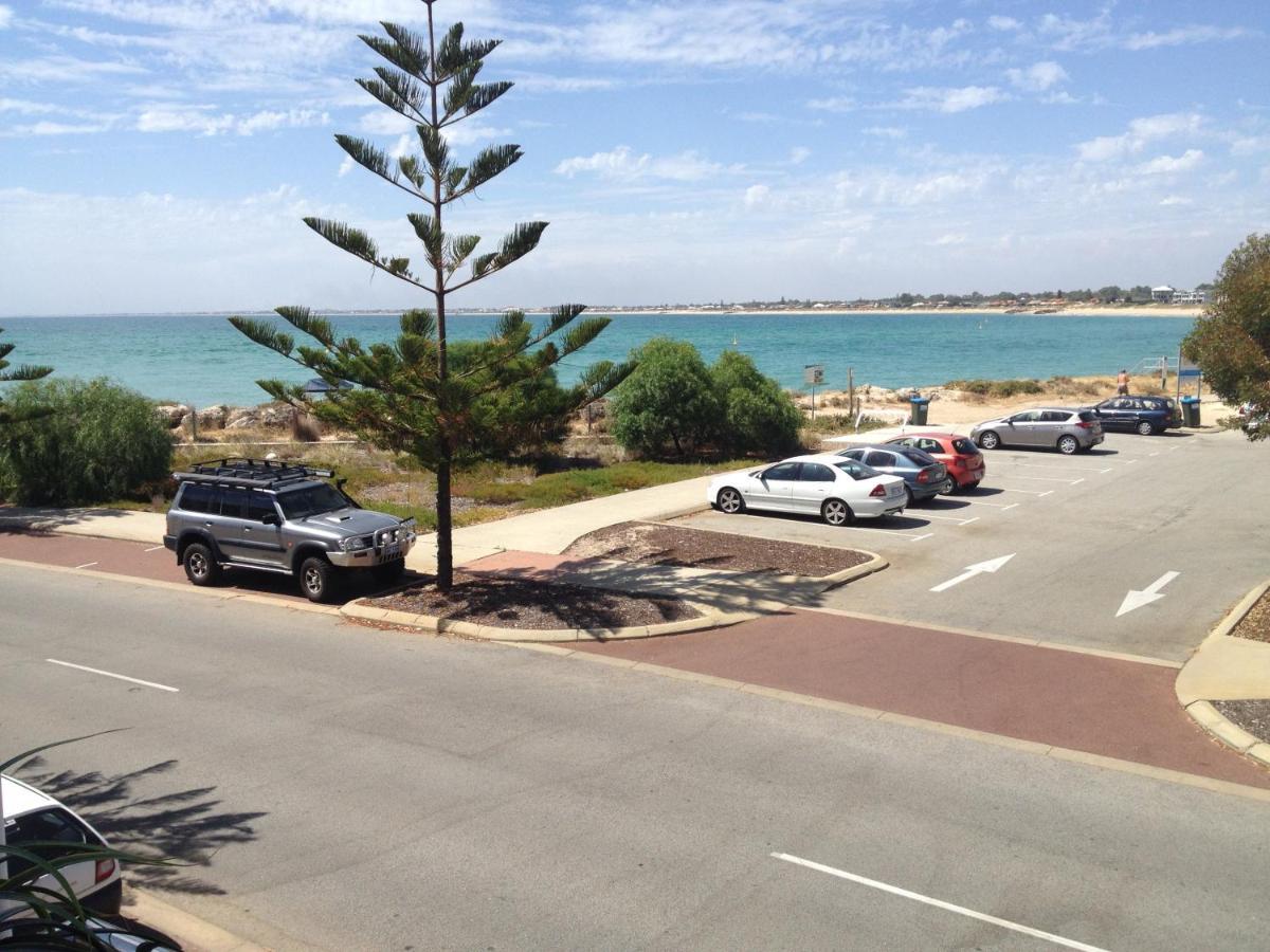 Breakwater Short Stay Mandurah Exterior foto